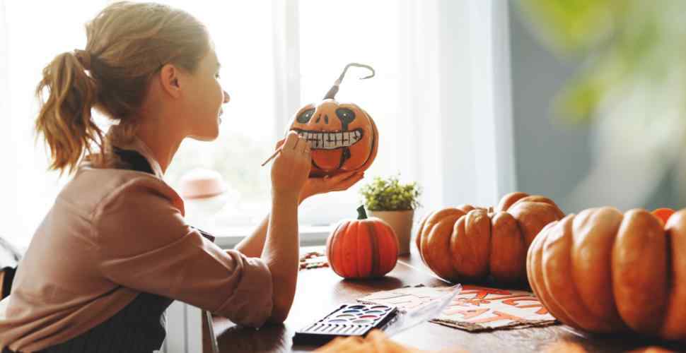 6 Craft Activities and Decoration Ideas to do for Halloween