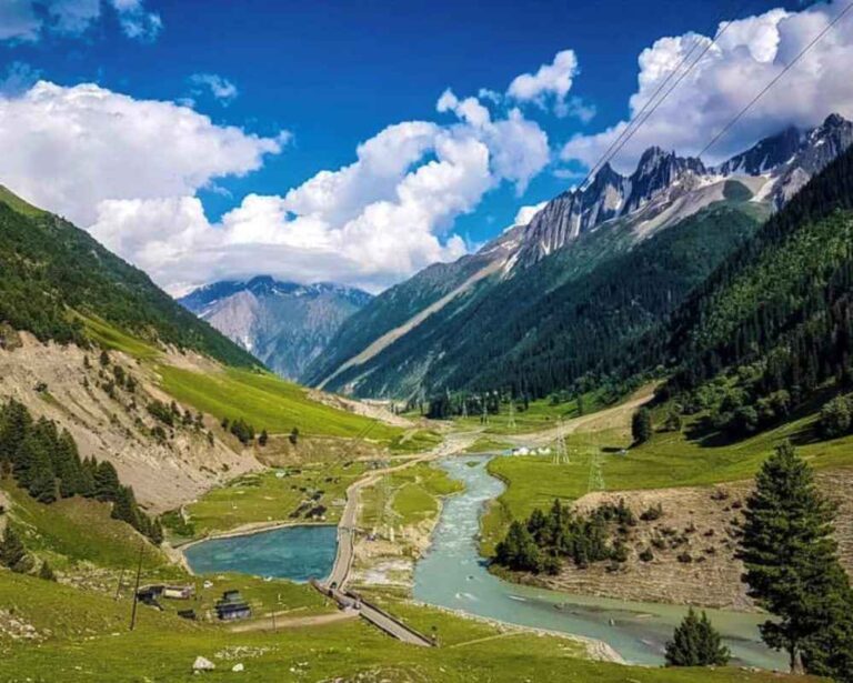 5 Places to See in Jammu and Kashmir