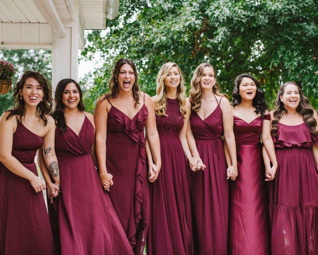 How to Choose the bridesmaid Dresses for a Wedding